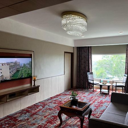 The Lalita Grand Mathura- Vrindavan Exterior photo